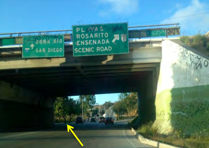 4. After taking the off ramp, get over to the left, following lanes for SAN DIEGO/ZONA RIO and continue on the road up the hill.